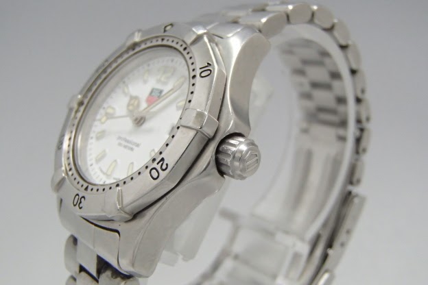 タグホイヤー腕時計　プロフェッショナル200ｍ　クオーツ　WK1311
