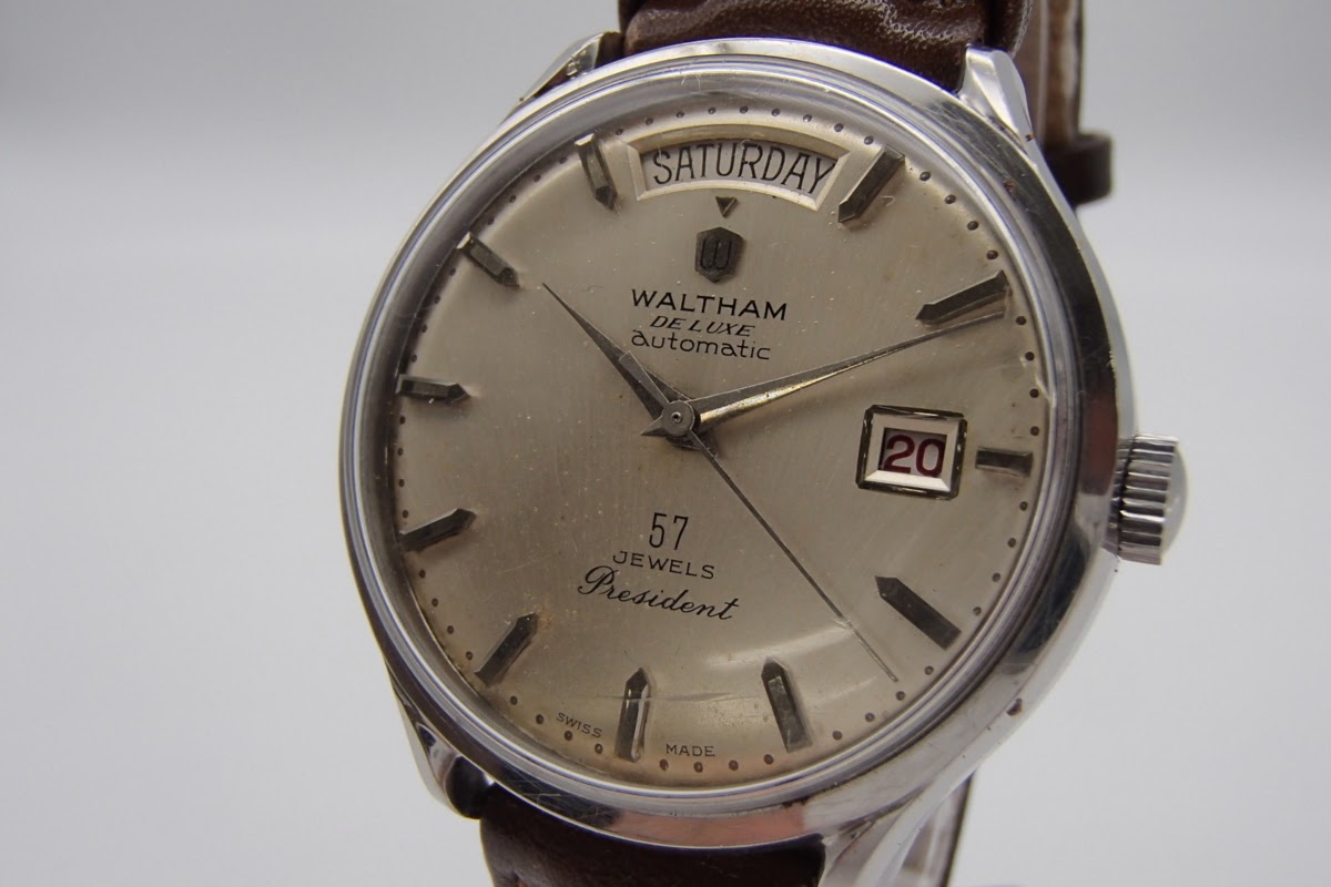 ウォルサム　WALTHAM DE LUXE　57石　自動巻き　デイデイト　腕時計　メンズ