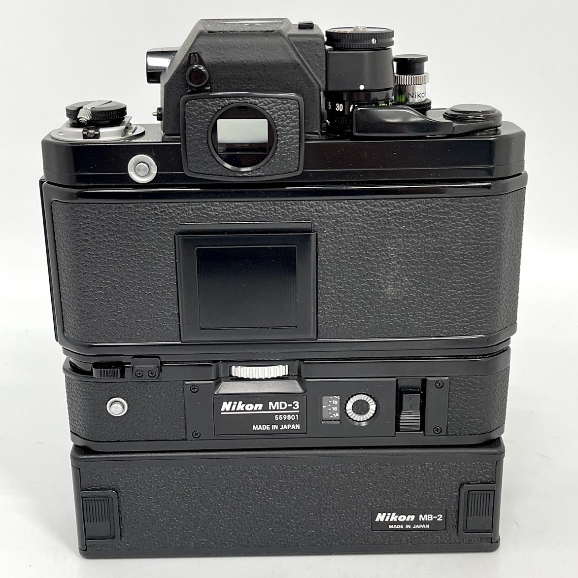 Nikon ニコン F2 ボディ  MD-3  MB-2  フィルムカメラ　裏から