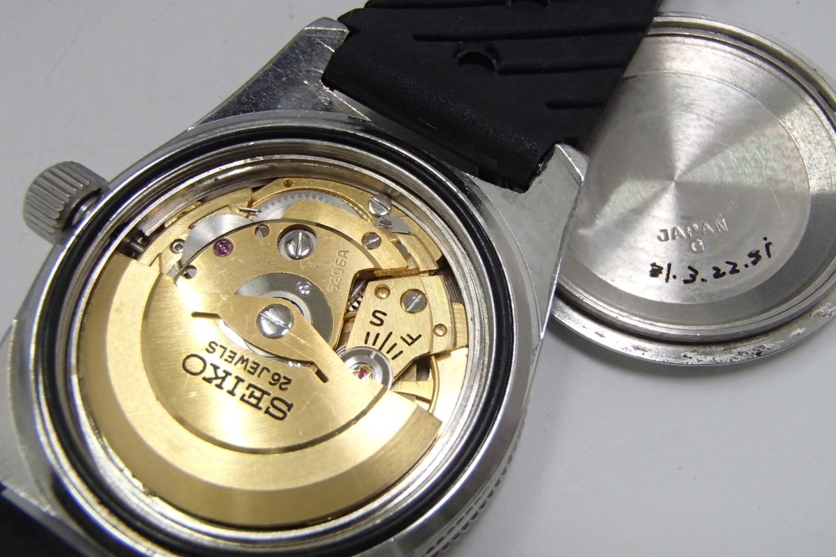セイコー 腕時計 1st ファーストダイバー 6217-8001 自動巻き 6206A ダイバーウォッチ 150ｍ 裏蓋
