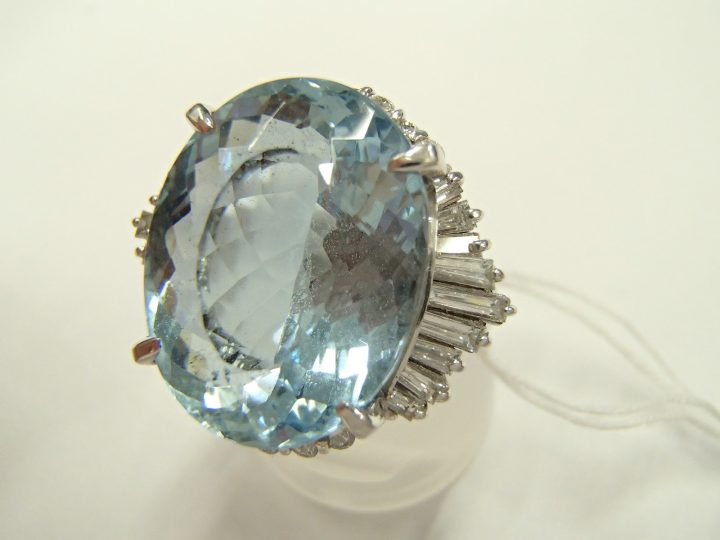 platinumPt900_aquamarin_ring