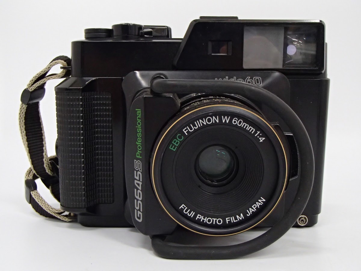 FUJI　6×4.5　GS645S Professional wide60 EBC FUJINON W60mm F4 中判フィルムカメラ　レンジファインダー