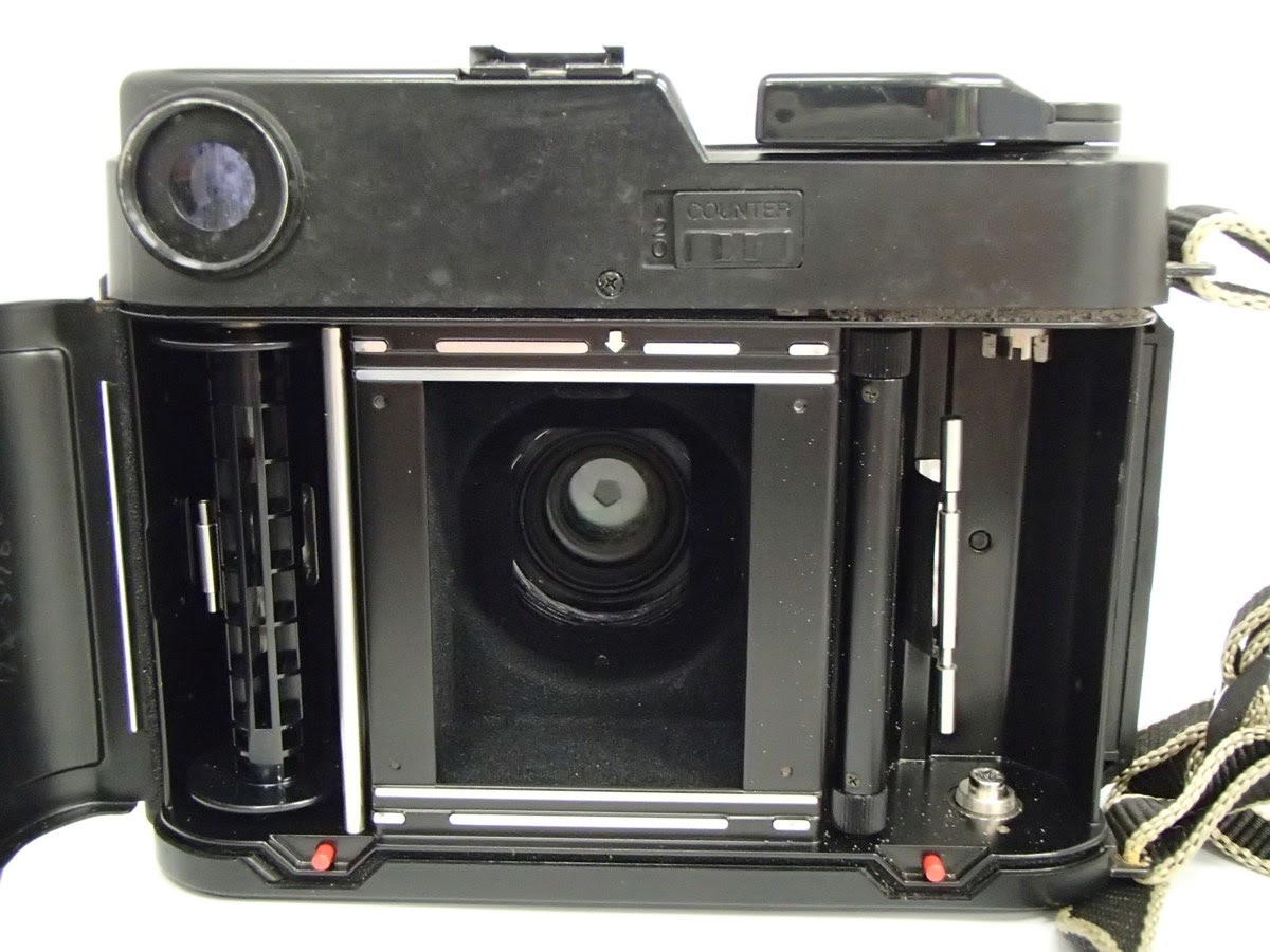 FUJI　6×4.5　GS645S Professional wide60 EBC FUJINON W60mm F4 中判フィルムカメラ　レンジファインダー　レンズ