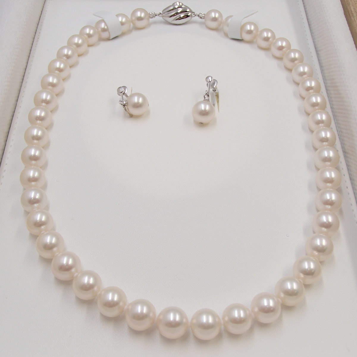花珠真珠 アコヤ真珠 パール ネックレス オーロラ花珠高級本真珠2点セット