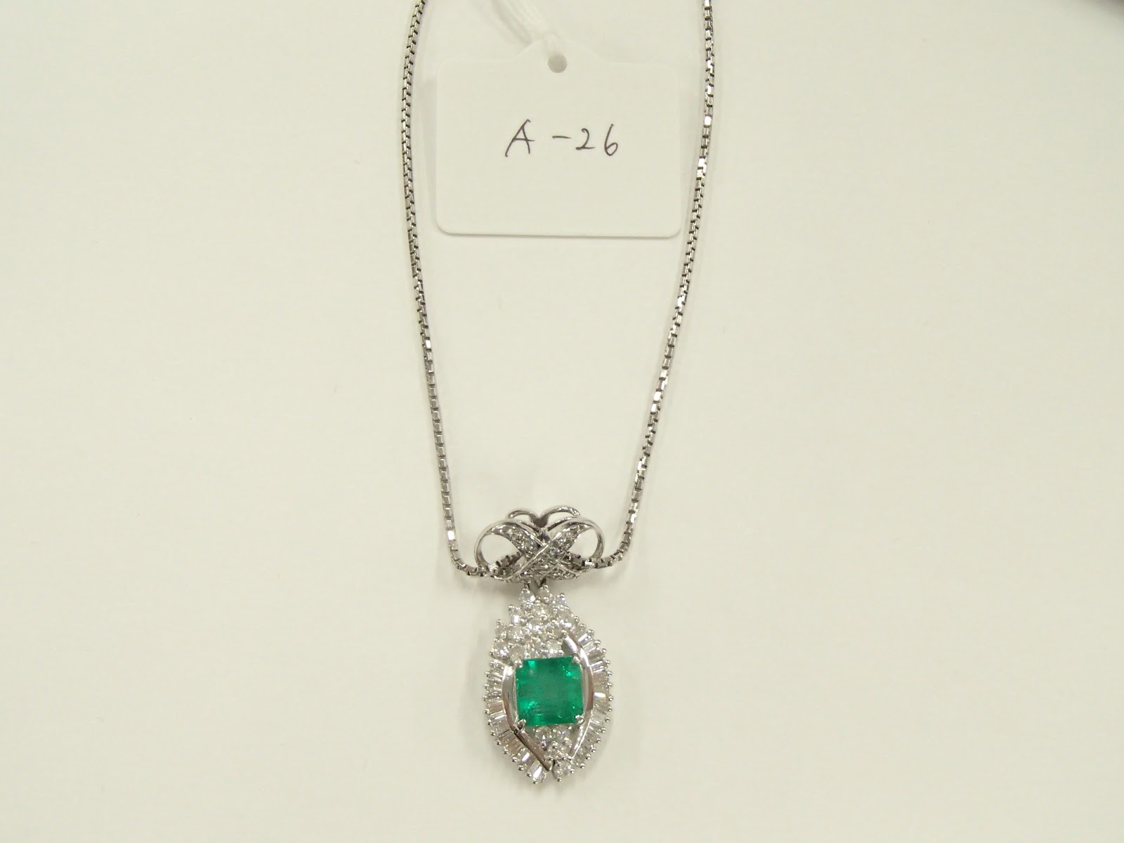 エメラルド/0.55ct ダイヤ ネックレス Pt900 Pt850 D1837 エメラルドの