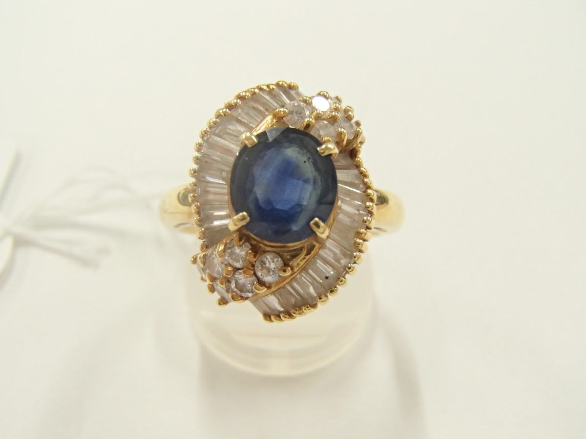 K18 サファイアリング 7.5g S1.89ct D1.55ct　メレダイヤ