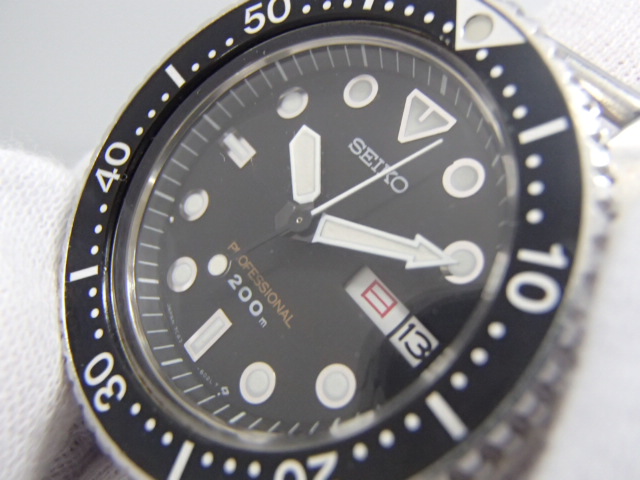 SEIKO セイコー 腕時計 7C43-6010 ダイバーウォッチ プロフェッショナル 200ｍ デイデイト QZ 現状品 本体のみ メンズ ボーイズ時計　文字盤