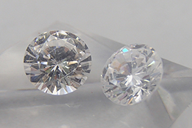 ダイヤモンド買取-宝石 相場 高価買取は専門鑑定士のいる ダイヤモンド買取