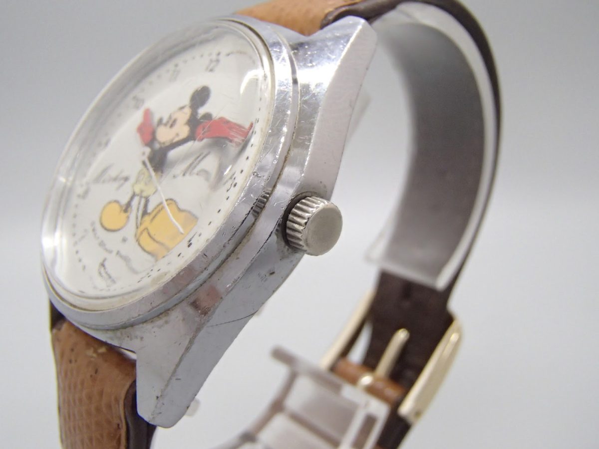 ☆可動品☆ Disney ディズニー ミッキー 5000-7000 手巻き 現状渡し メンズ腕時計 ウォルト ディズニー ・ ミッキーマウス　リューズ