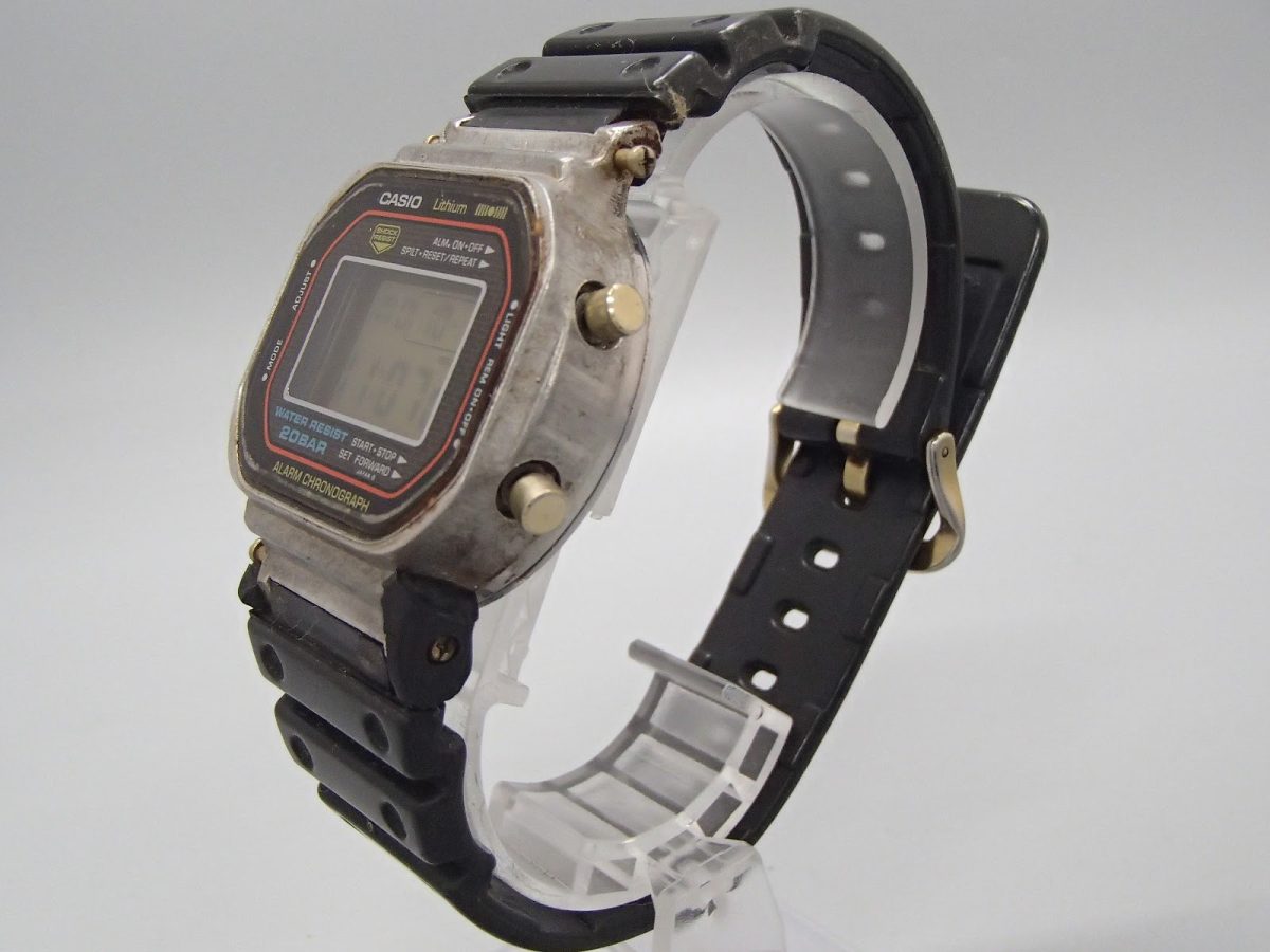 CASIO カシオ G-SHOCK 腕時計 Gショック SHOCKRESISTANT DW-1983 10thAnniversary 10周年記念モデル　リューズ