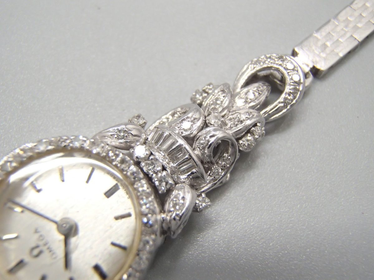 可動品 オメガ ダイヤベゼル K14 WG 14K 刻印 約17.7g ダイヤモンド Cal.481 手巻き 現状渡し 宝飾 レディース腕時計