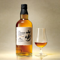 サントリーシングルモルトウイスキー山崎18年 ミズナラ 2017 エディション 備考:箱付 内容量:700ml アルコール分:48度