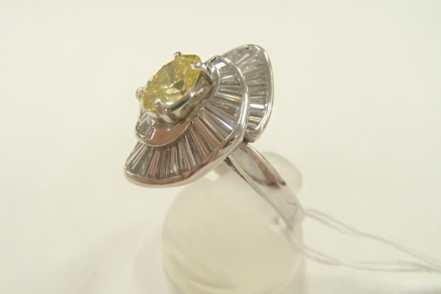 Pt900　11.5ｇ　1.066ct　1.68ct　ダイヤモンドリング