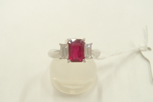 pt900 ルビー 4.8g 1.53ct 0.41ct