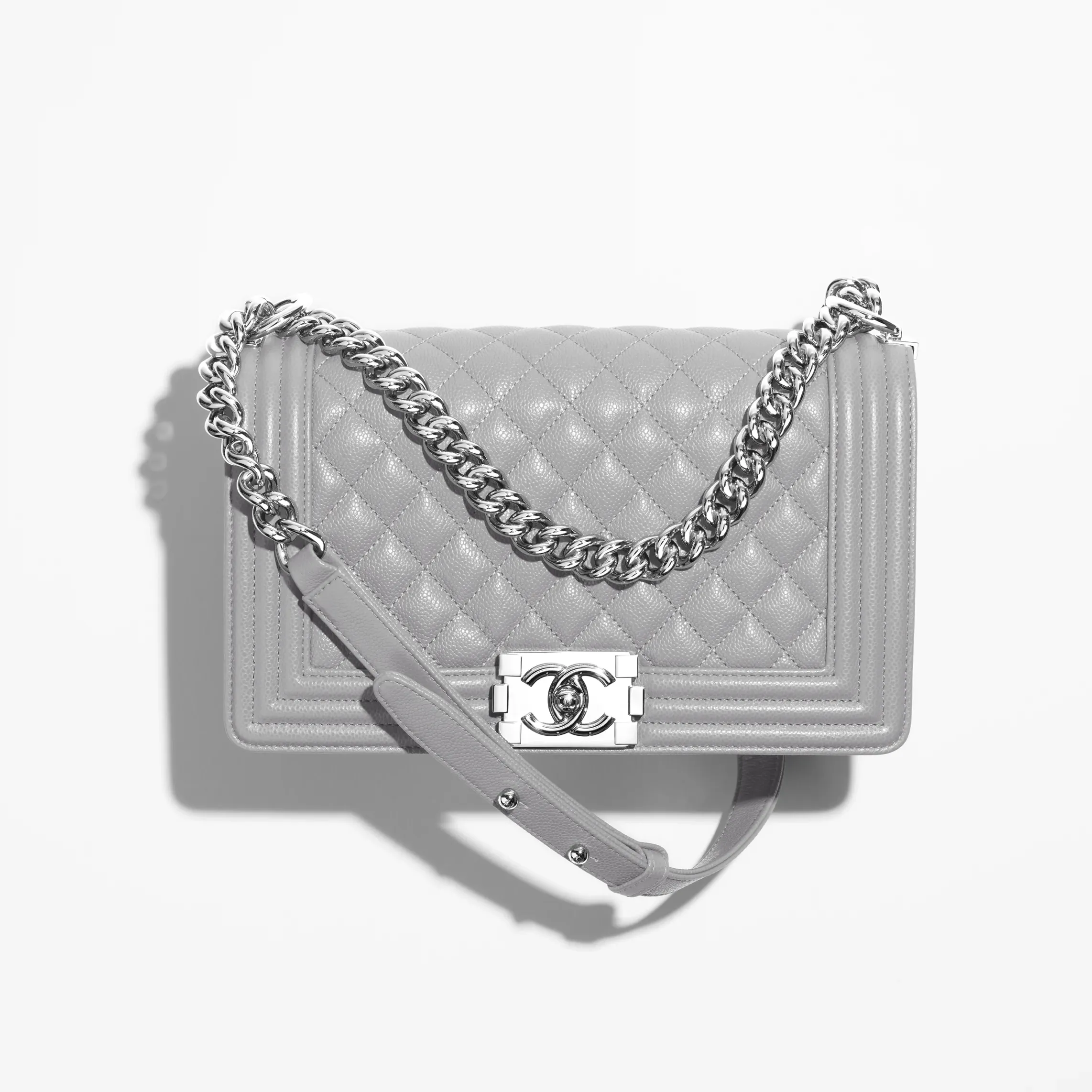 シャネル BOY CHANEL ハンドバッグ 素材:シャイニー グレインド カーフスキン 色:グレー
ブラック