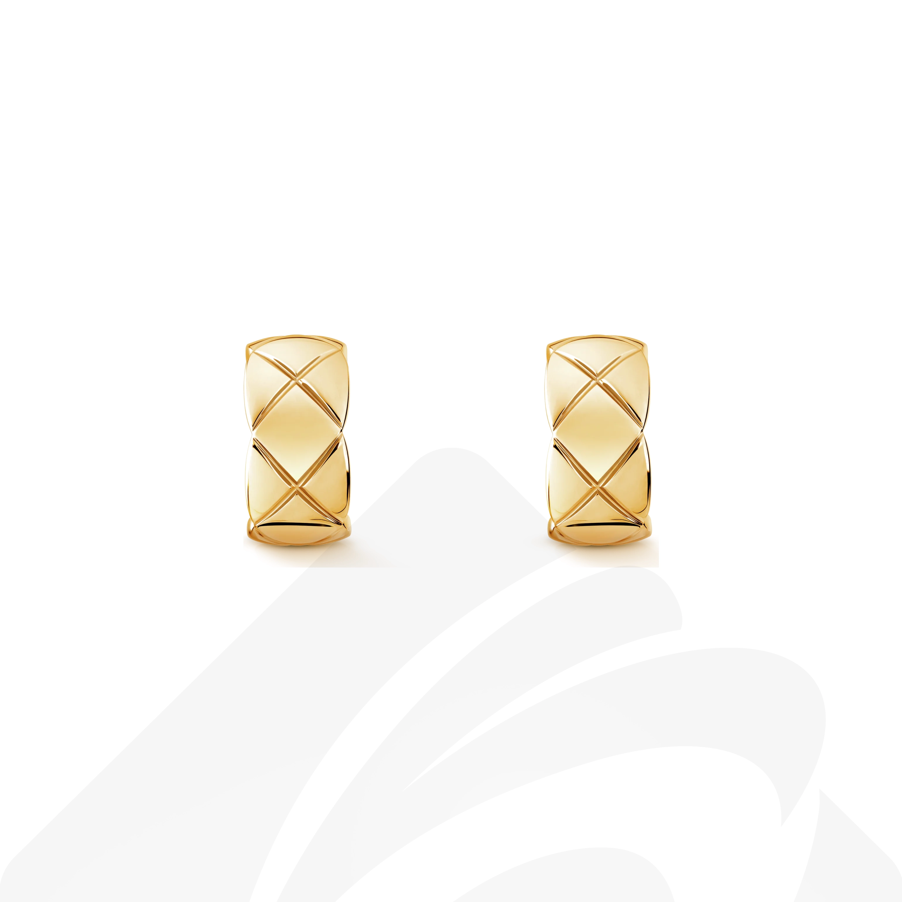 シャネル ココ クラッシュ コレクション イヤリング  素材:18Kイエローゴールド/18Kベージュゴールド 色:イエローゴールド/ベージュゴールド