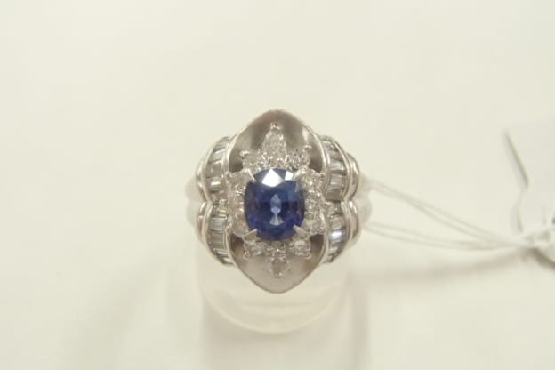 Pt900 サファイア　13.4g 1.16ct 0.94ct 