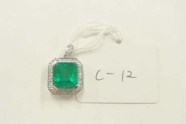 pt900 プラチナ900 総重量5g エメラルド 4.78ct ダイヤモンド0.17ct 