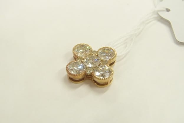 K18 ダイヤモンド 総ct 2.50ct ネックレストップ 重量約2.9g