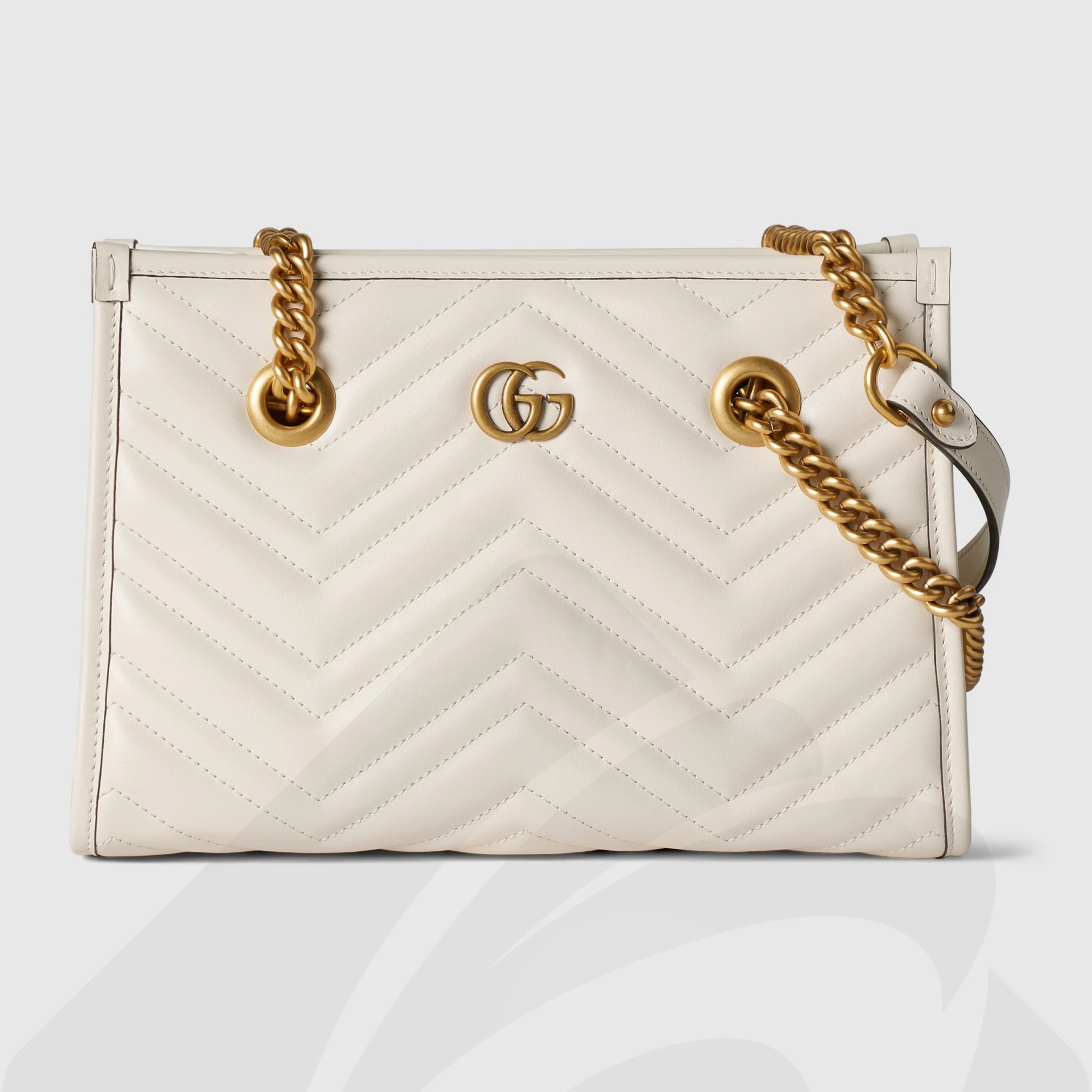 グッチ GGマーモントスモール トートバッグ 素材:シェブロン キルティングレザー 色:ホワイト