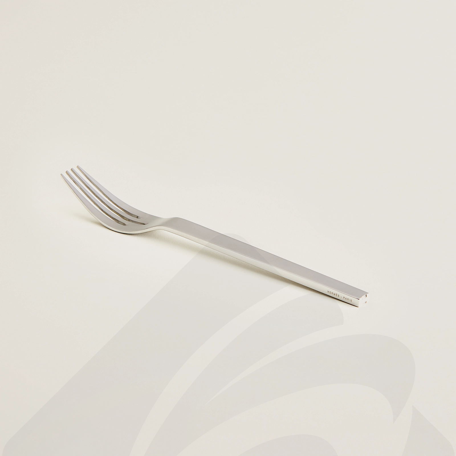エルメス フィッシュフォーク 〈HTS〉 素材:ステンレススティール 色:
