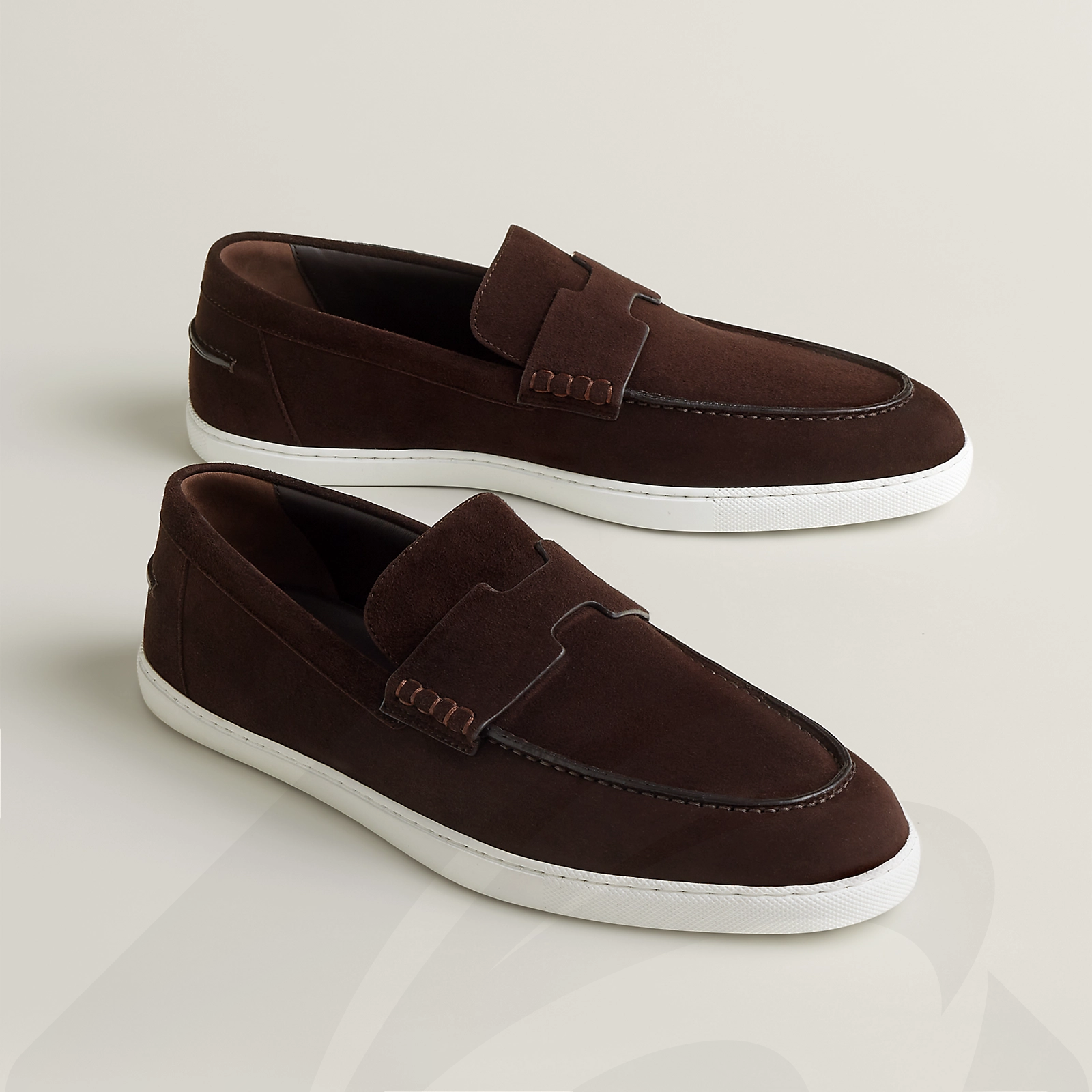 エルメス モカシン 《ジョブ》 素材:シェーヴル・ヴェロア 色:・マロン・エベンヌ
・黒
・マリン