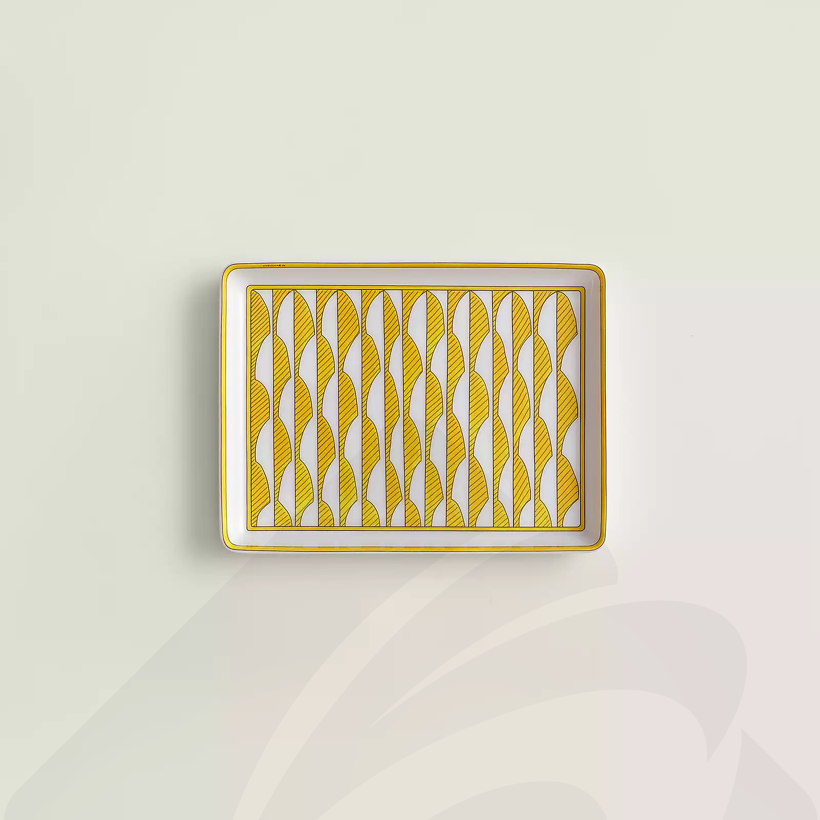 エルメス 長方形プレート 〈ソレイユ・ドゥ・エルメス〉 PM 素材:ポーセリン 色: