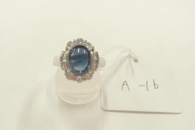 Pt900　サファイアリング　9.8ｇ　4.21ct　0.95ct