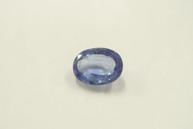 サファイアルース 0.8g 4.015ct