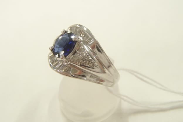 Pt900 サファイア1.13ct ダイヤ0.41ct リング 11.5g