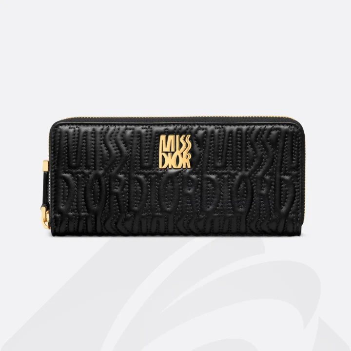 クリスチャン・ディオール 【日本限定】Miss Dior Voyageur スリムウォレット  素材:Miss Dior Allover キルティング ラムスキン 色:ブラック/ペールピンク/ペールブルー