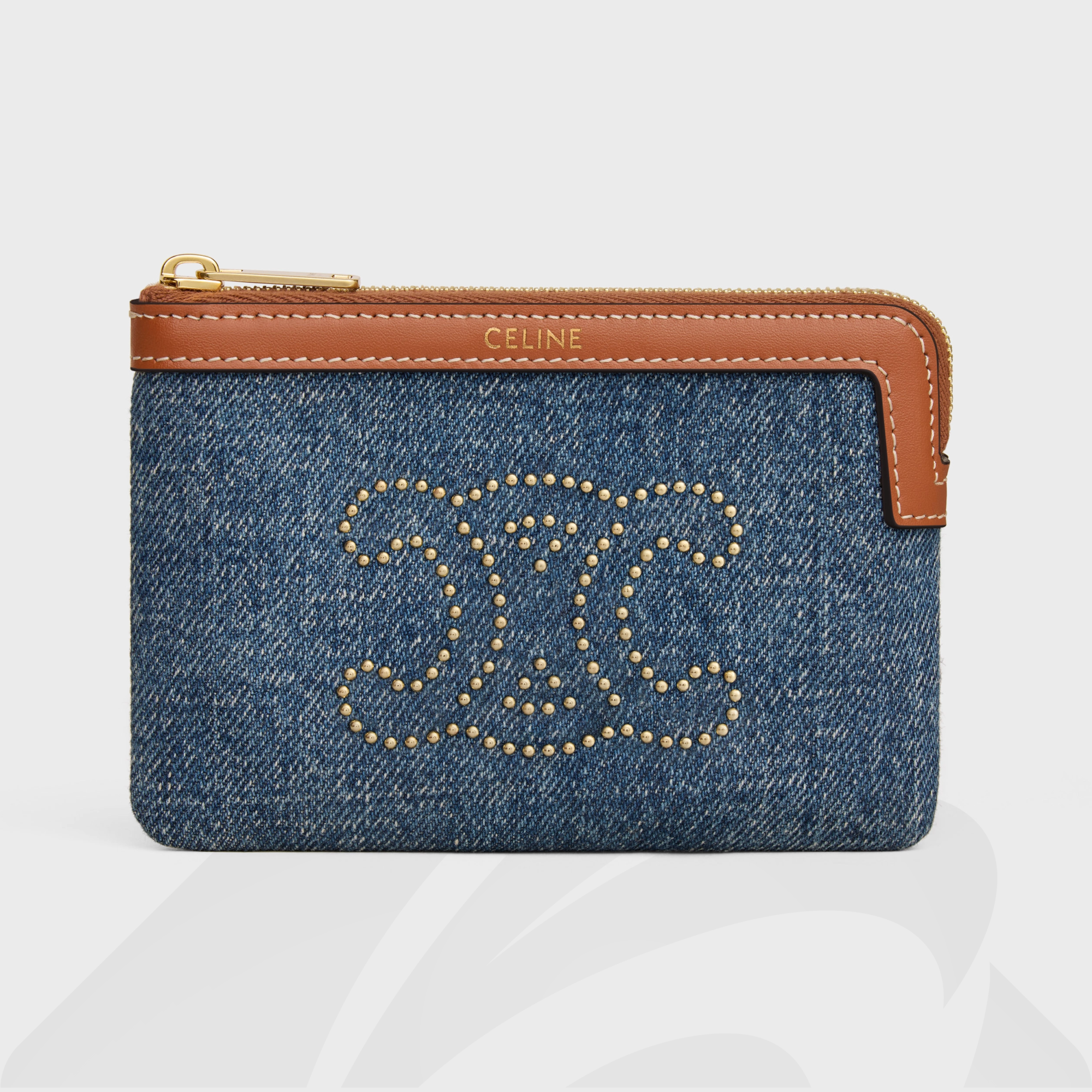 セリーヌ コイン&カードポーチ   素材:トリオンフスタッズ付きデニム & カーフスキン 色:デニム