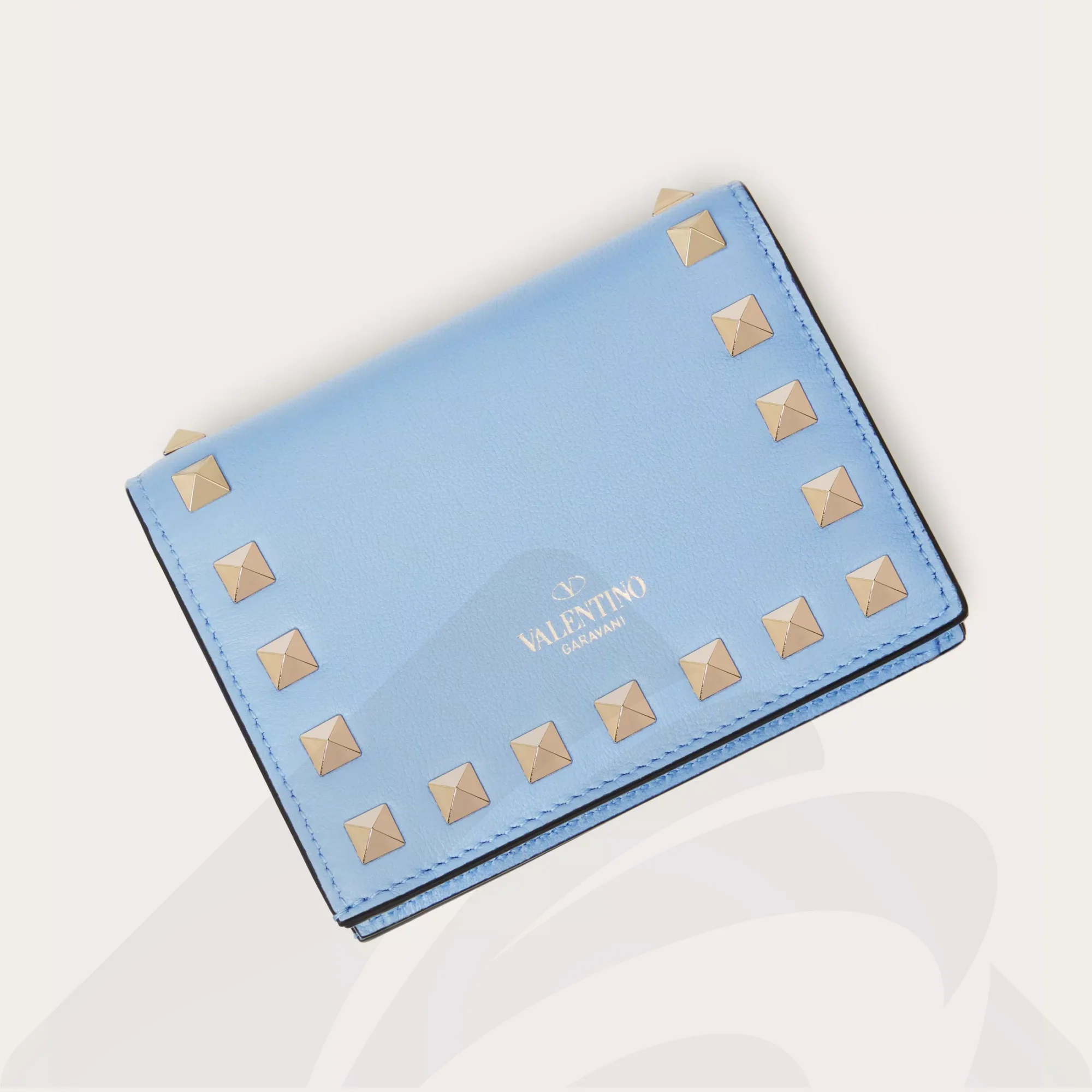 ヴァレンティノ ロックスタッズ カーフスキン スモール ウォレット 素材:-- 色:アジュールブルー