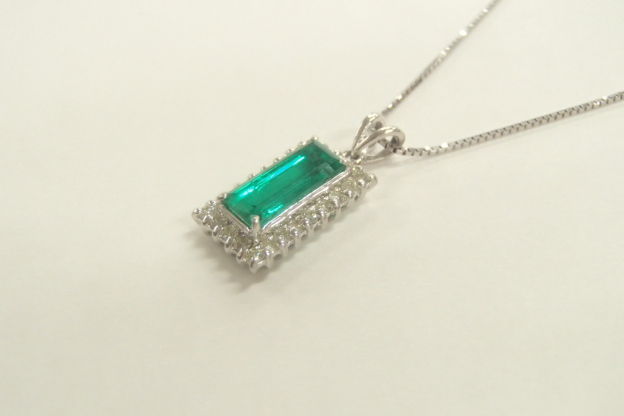 pt900 pt850 エメラルド 4.5g 1.03ct 0.31ct