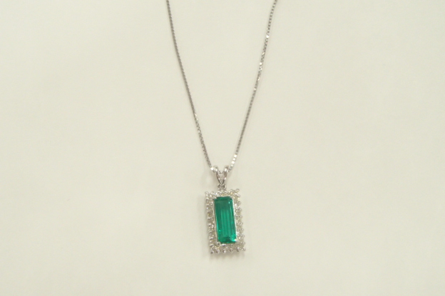 pt900 pt850 エメラルド 4.5g 1.03ct 0.31ct