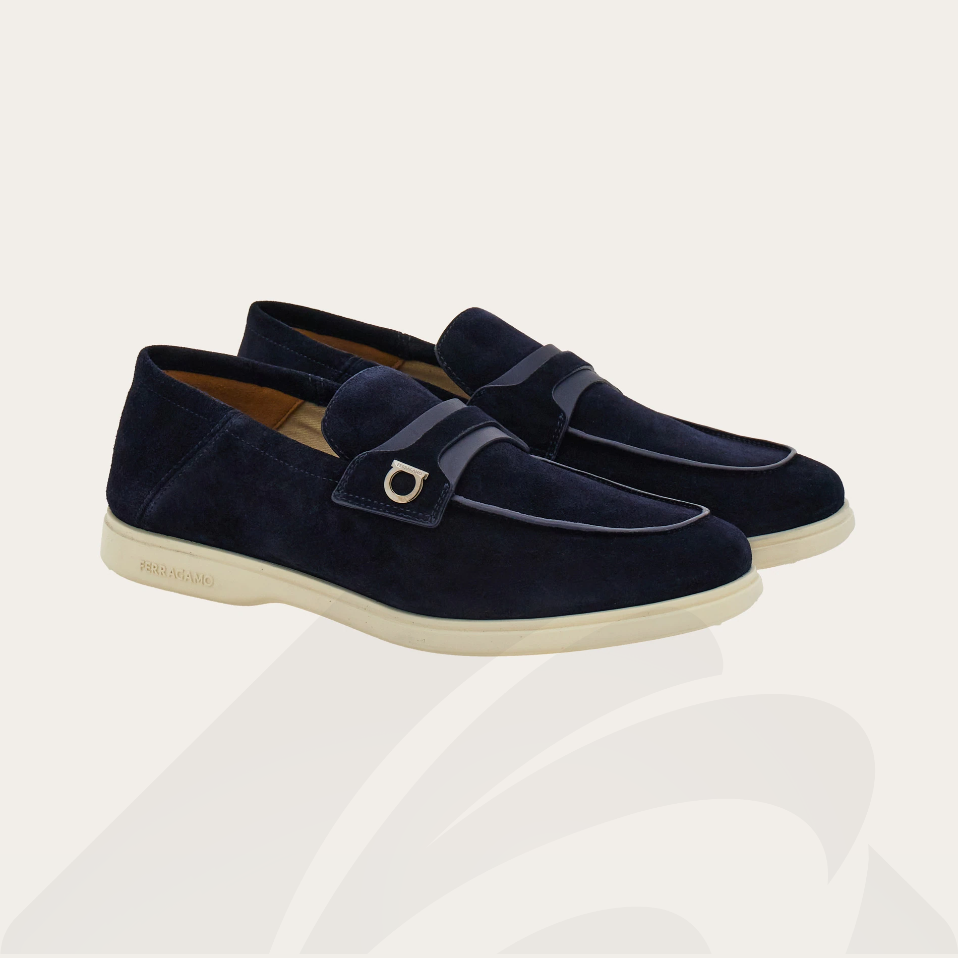 フェラガモ ガンチーニ ローファー  素材:スプリットカーフ 色:ミッドナイト