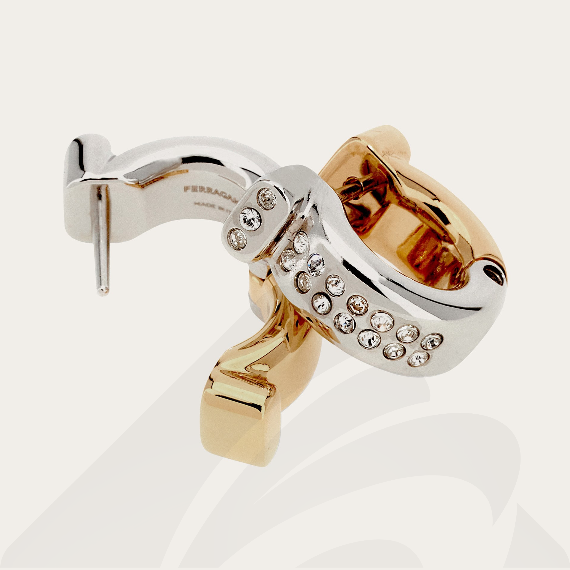 フェラガモ ガンチーニ クリスタルピアス  素材:クリスタル/真鍮 色:パラディウム/ゴールド