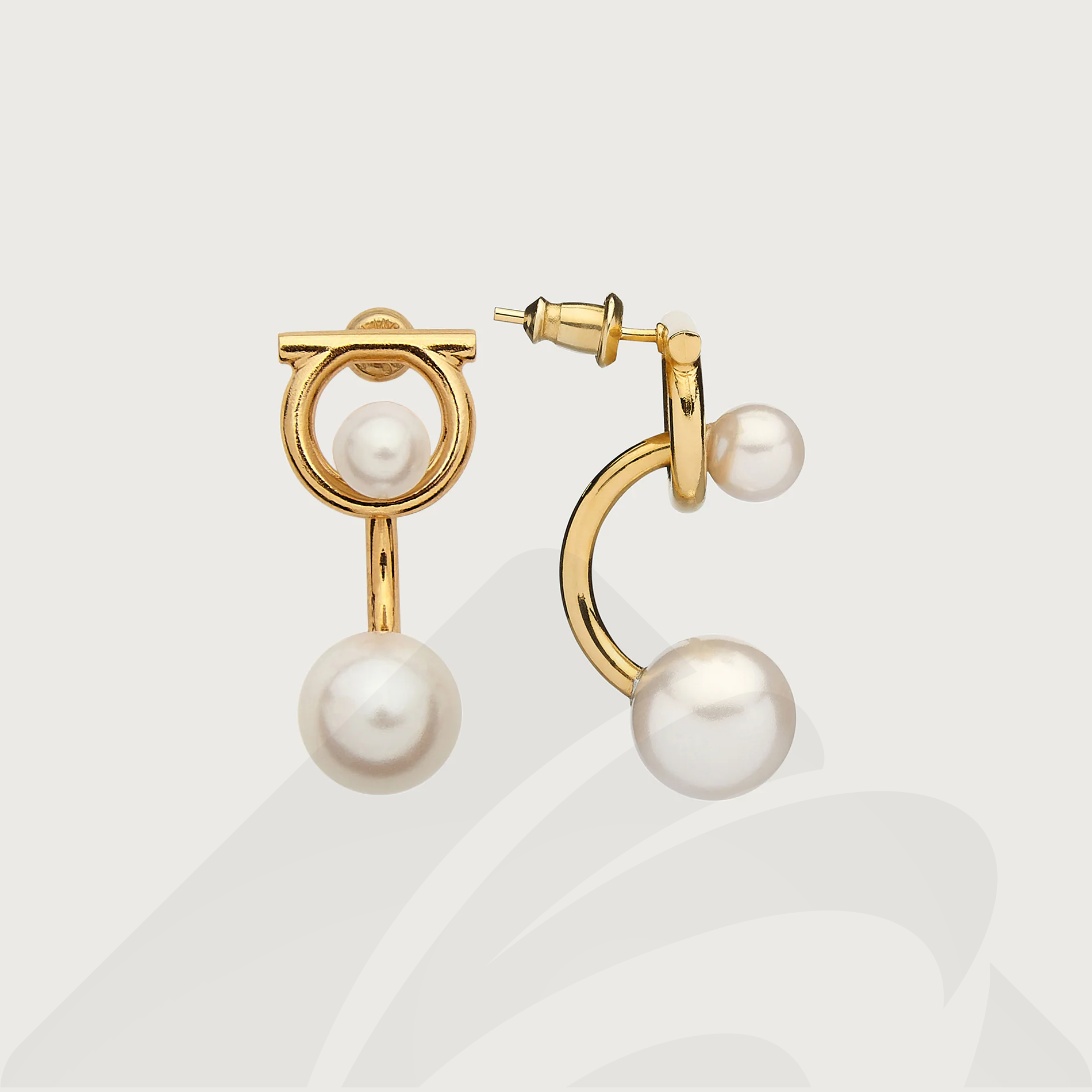 フェラガモ ガンチーニ パールピアス  素材:真鍮/パール 色:ゴールド