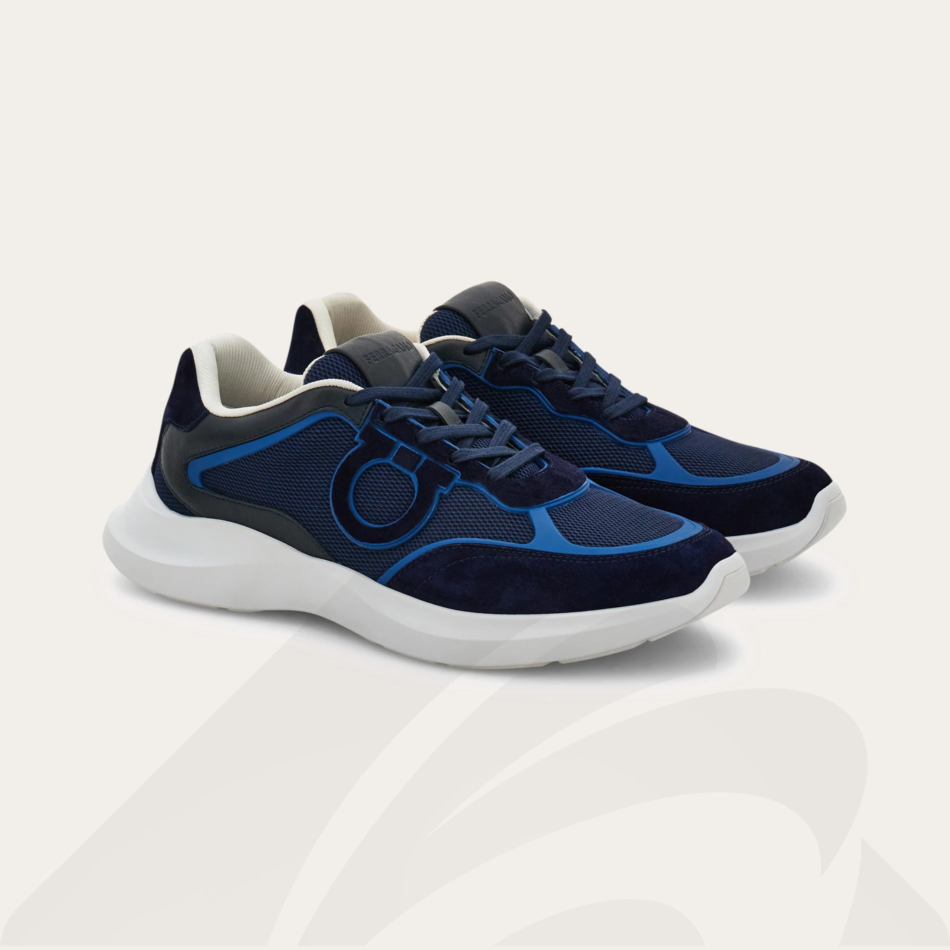 フェラガモ ガンチーニ スニーカー  素材:ファブリック/カーフ/エラスティン 色:ネイビーブルー