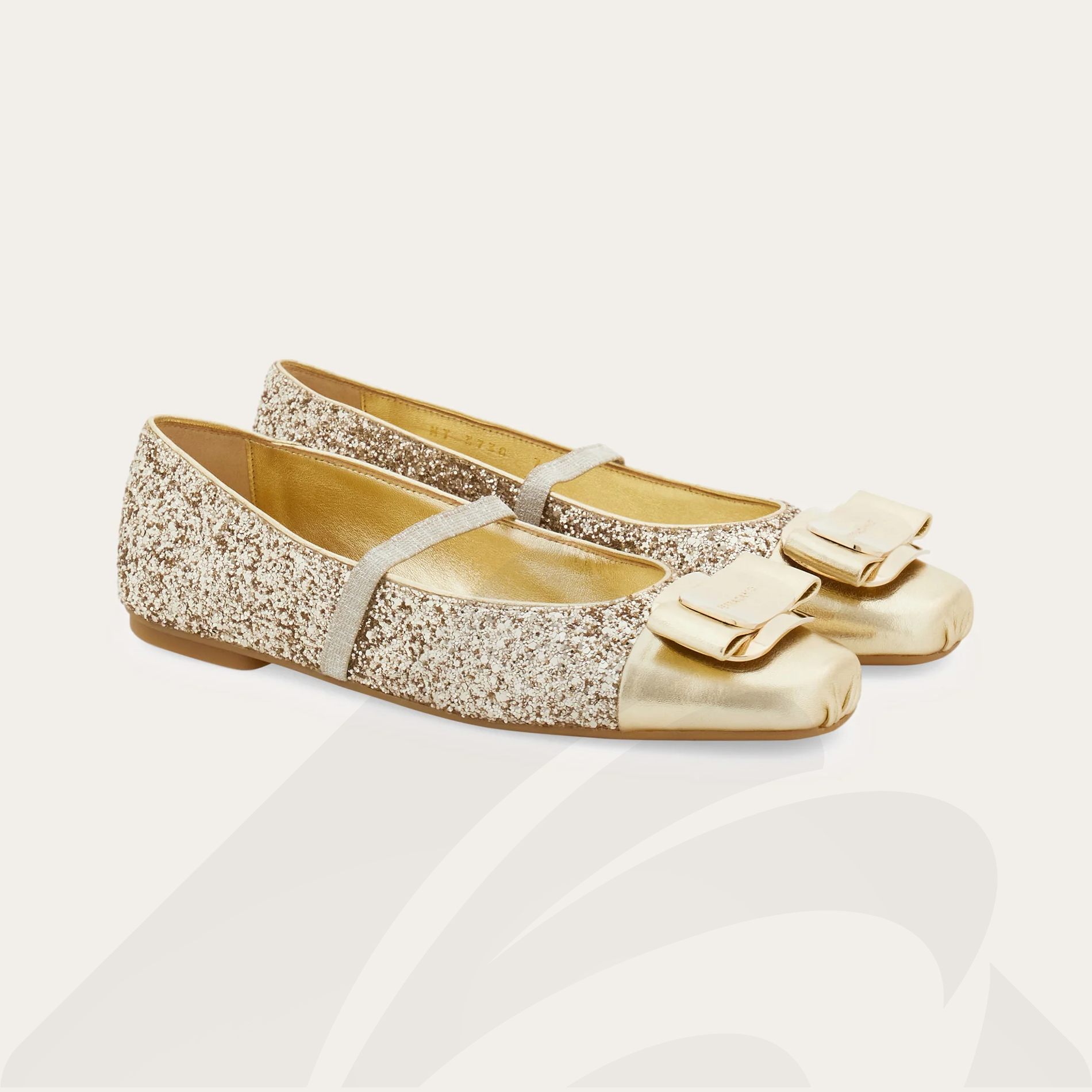 フェラガモ バレリーナシューズ  素材:ファブリック/ラムナッパ 色:ゴールド/ライトイエロー