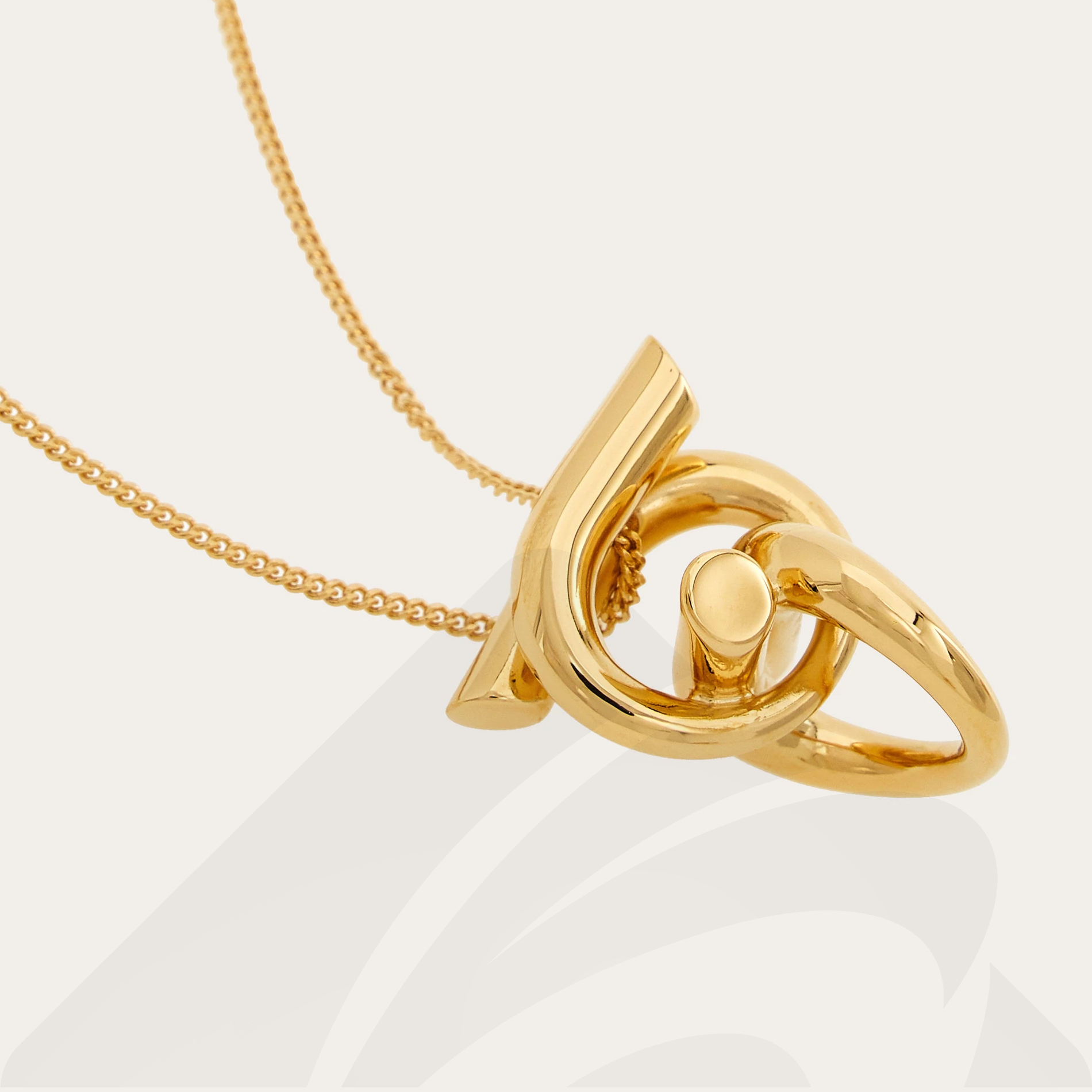 フェラガモ ガンチーニ ネックレス  素材:真鍮 色:ゴールド