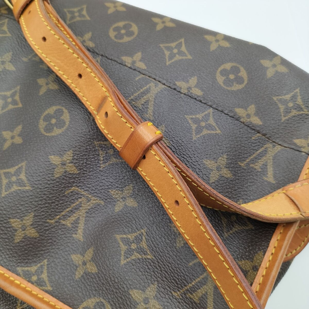 LOUIS VUITTON ルイヴィトン ジベシエールM42247　