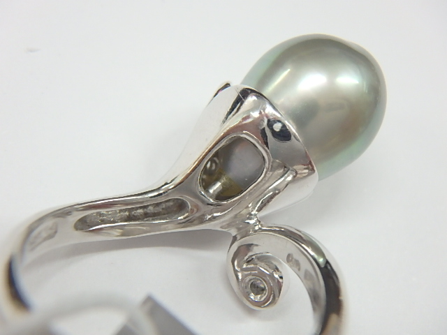 pt950 黒蝶パール 10.8g 10mm 0.29ct