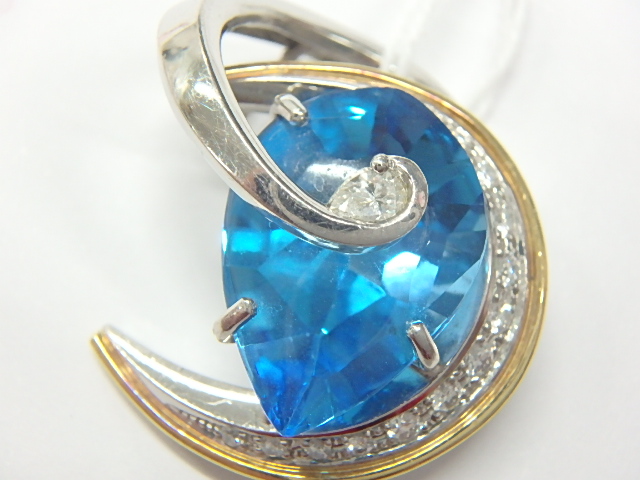 k18 pt900 ブルトパーズ 14.4g 9.57ct 0.31ct