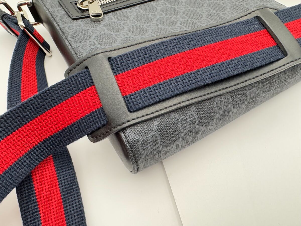 グッチ GUCCI メンズ ショルダーバッグ GGスプリーム スモール メッセンジャーバッグ 523599 K5RLN ブラック