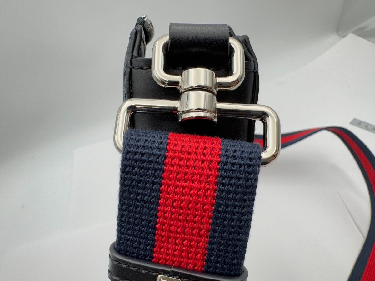 グッチ GUCCI メンズ ショルダーバッグ GGスプリーム スモール メッセンジャーバッグ 523599 K5RLN ブラック