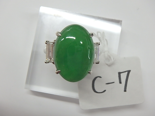 Pt900 ヒスイ 13g 14.47ct 1.31ct