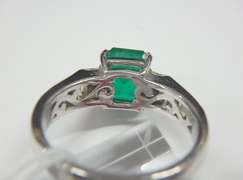 Pt900 エメラルド2.13ct ダイヤモンド0.55ct 総重量6.4g