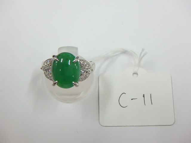 pt900 ヒスイ リング 8.2g ヒスイ4.85ct メレダイヤ0.25ct