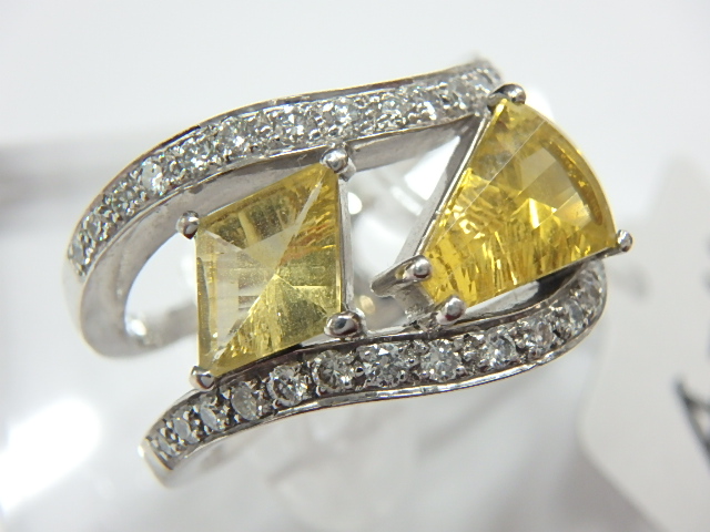 イエローベリル 750刻印 1.810ct/D0.45ct 12.2g